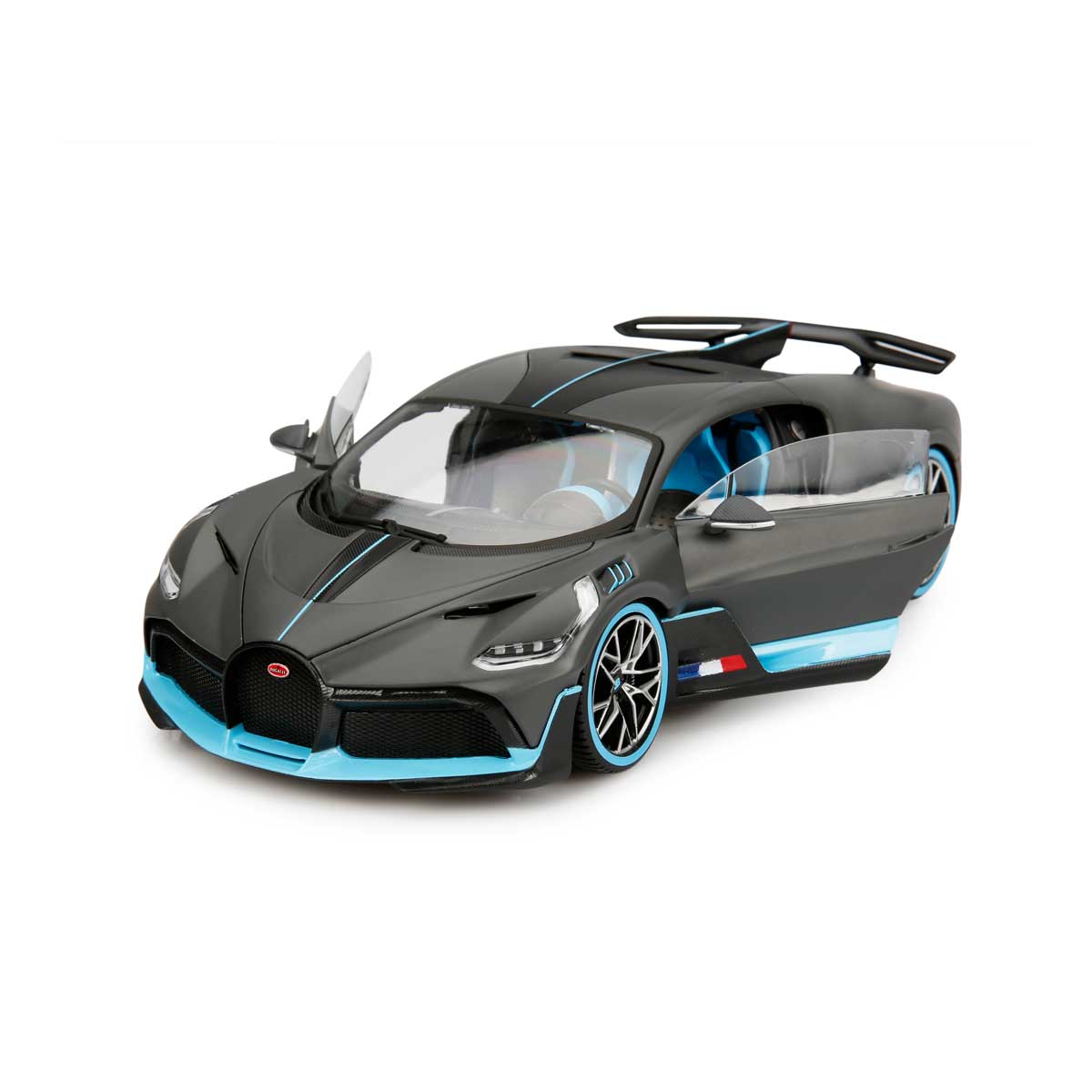 undefined - 50bf9_1:18_Bugatti_Divo_Model_Araba.jpg