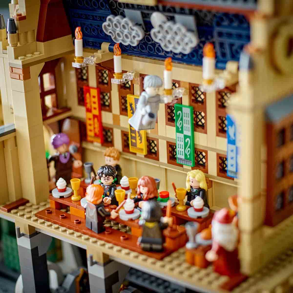 undefined - 518bc_LEGO_Harry_Potter_Hogwarts_Satosu_Buyuk_Salon_7643.jpg