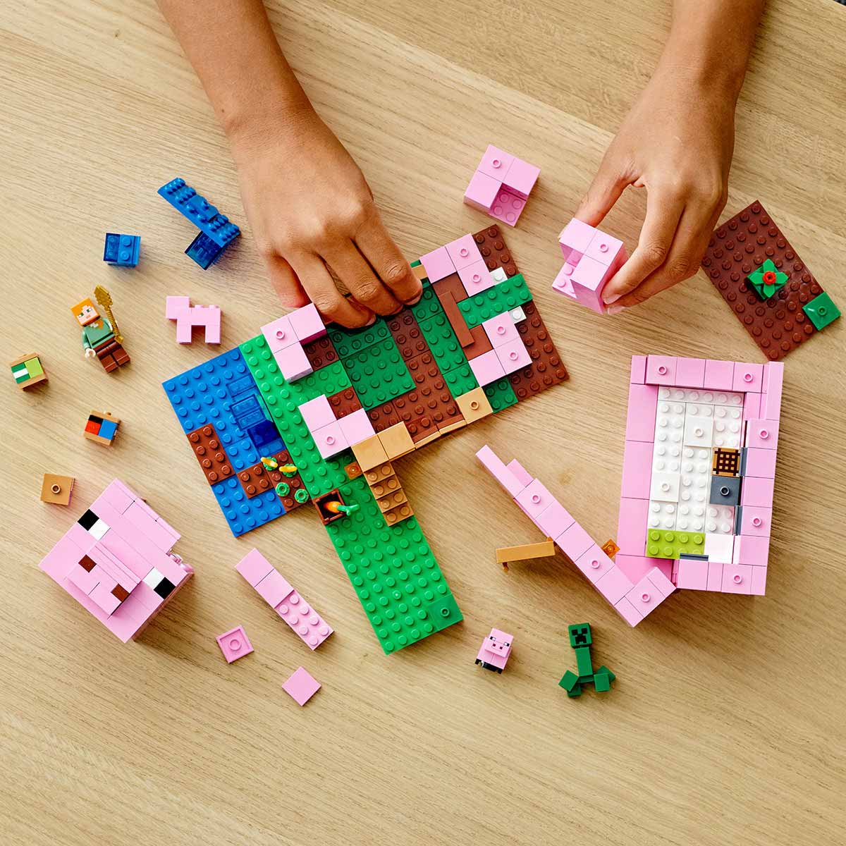 undefined - 51f76_LEGO_Minecraft_Domuz_Evi_21170.jpg