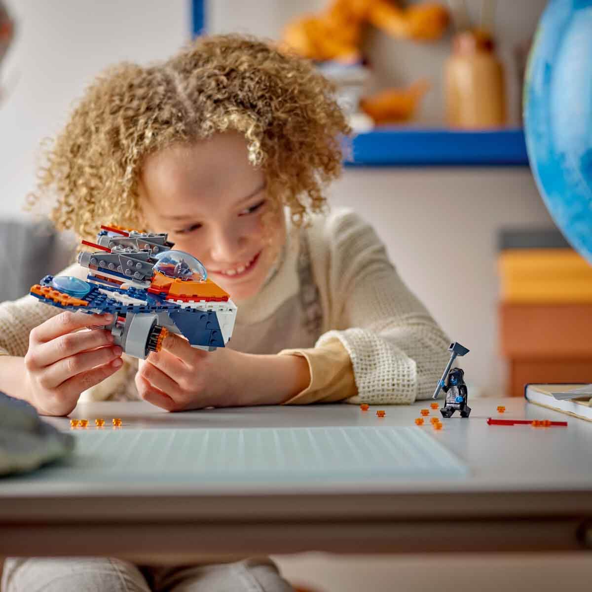 undefined - 5222a_LEGO___Marvel_Rocketin_Warbird_Araci_Ronana_Karsi_.jpg