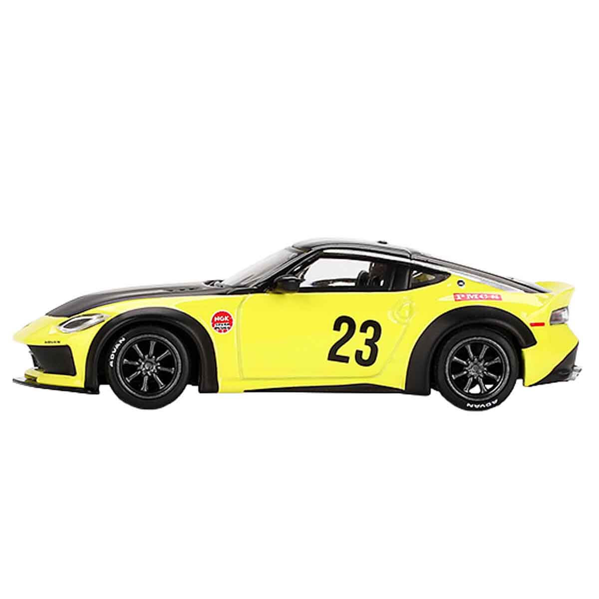 undefined - 55ac2_164_Mini_Gt_Nissan_Z_LB_NATION_WORKS_Ikazuchi_Yell.jpg