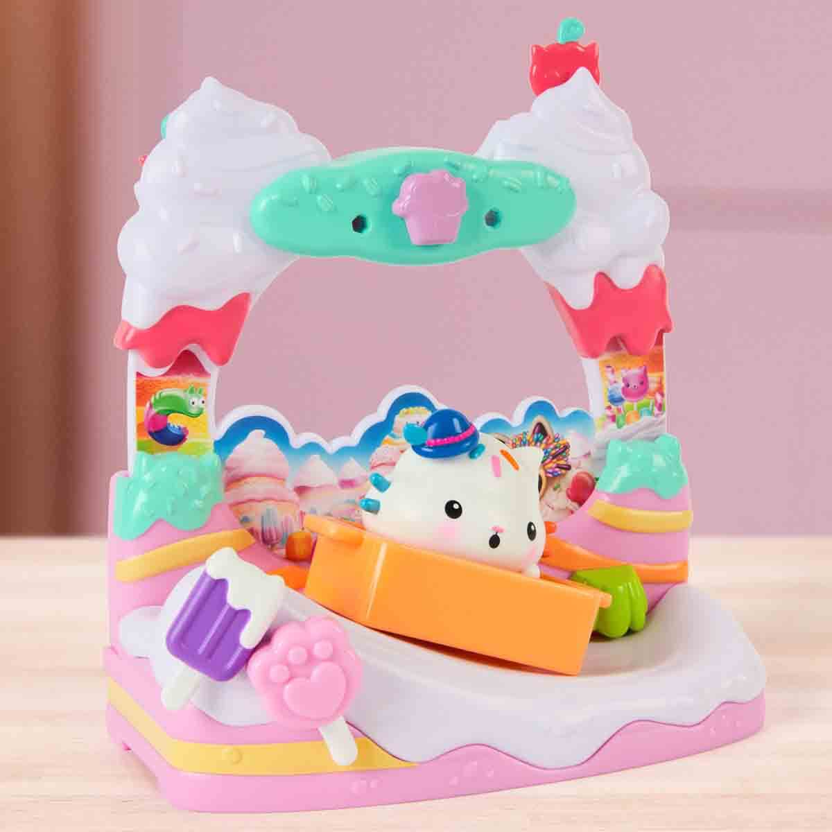 undefined - 569ae_Gabby___s_Dollhouse_Balkon_Dekorasyonu_Oyun_Seti.jpg