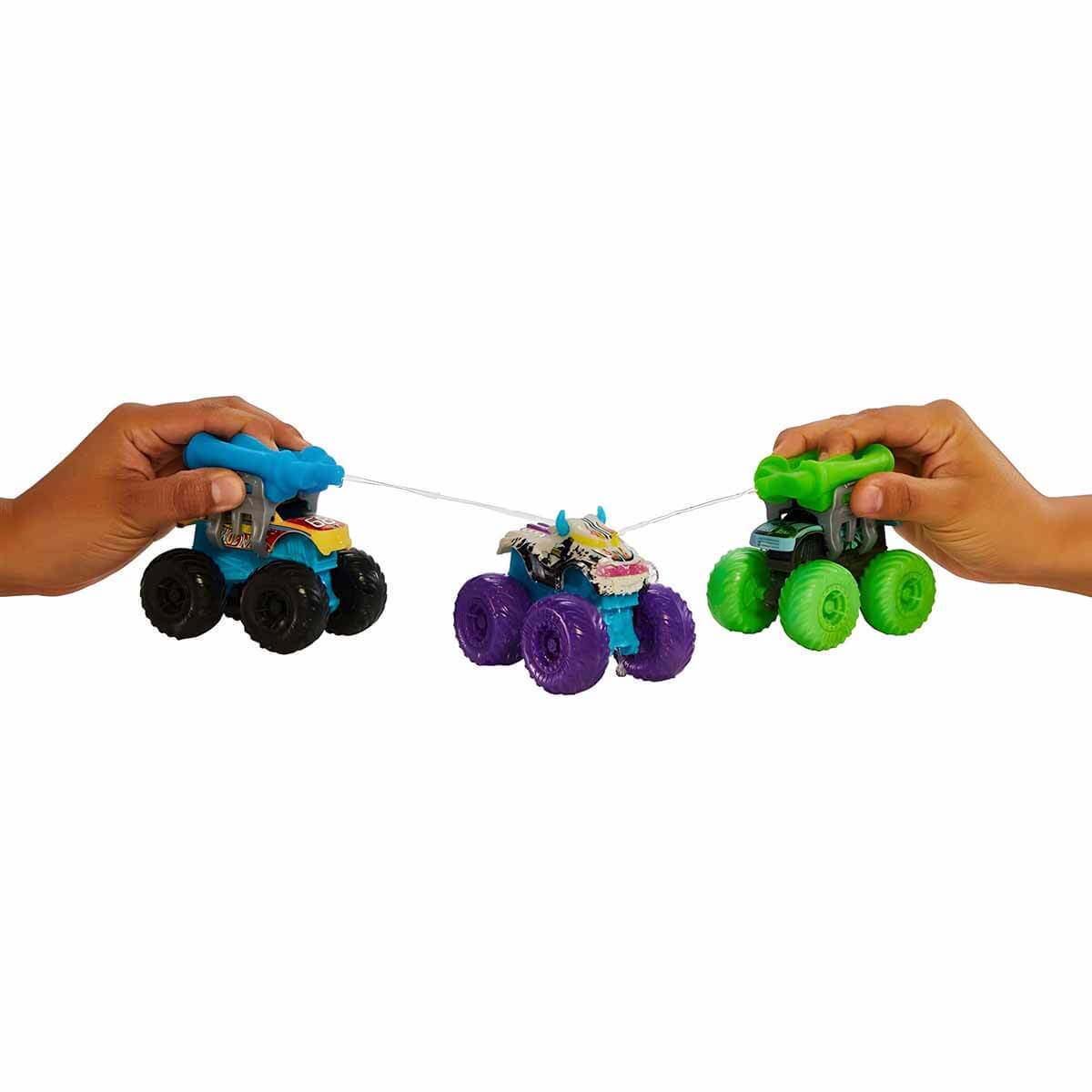undefined - 578c5_Hot_Wheels_Monster_Trucks_Renk_Degistiren_Arabalar.jpg