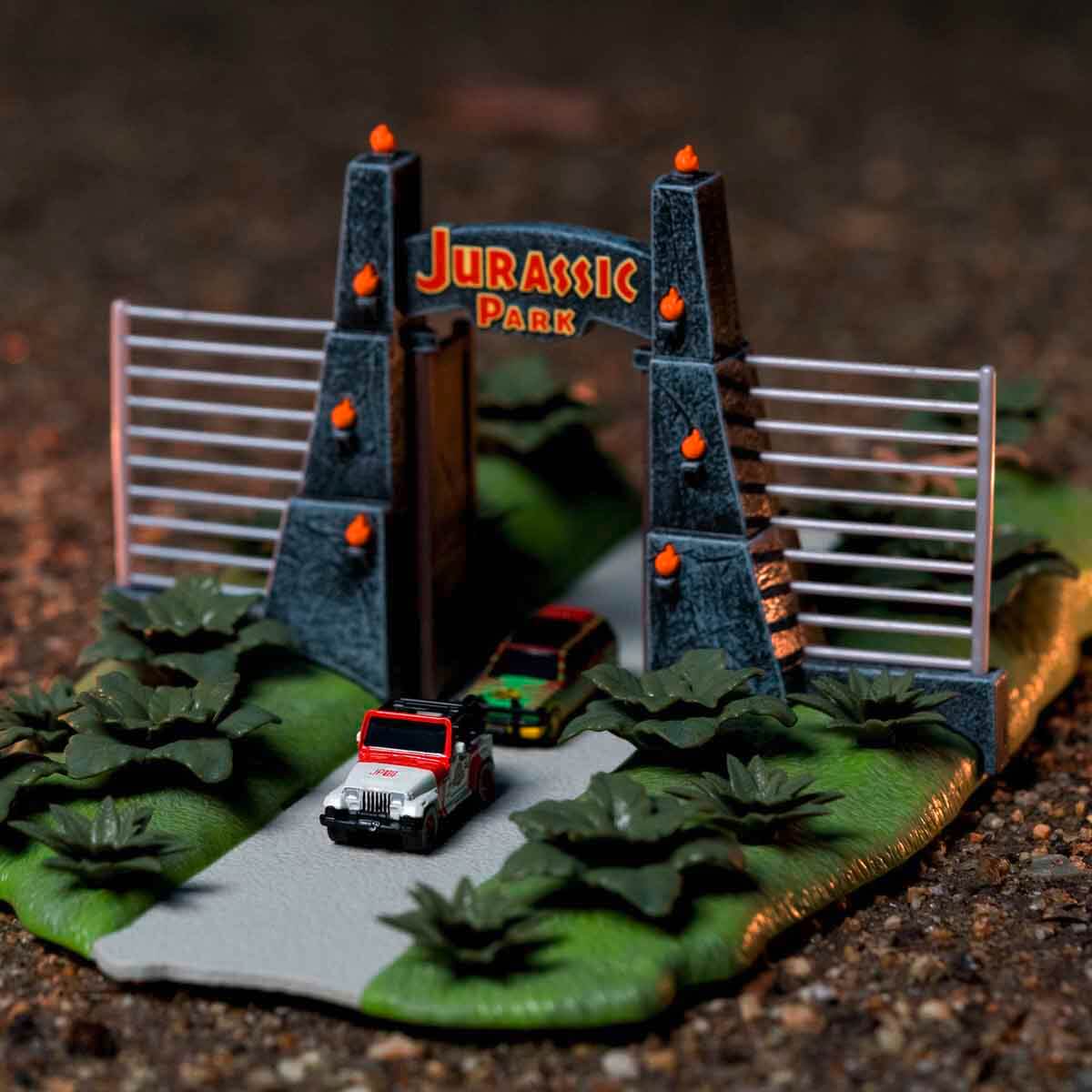 undefined - 58a6e_Jurassic_Park_Die_Cast_Nano_Diorama_.jpg