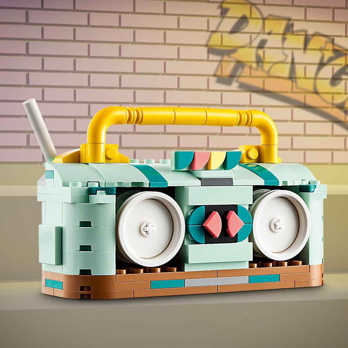 undefined - 591f8_LEGO___Creator_Retro_Paten_31148_.jpg