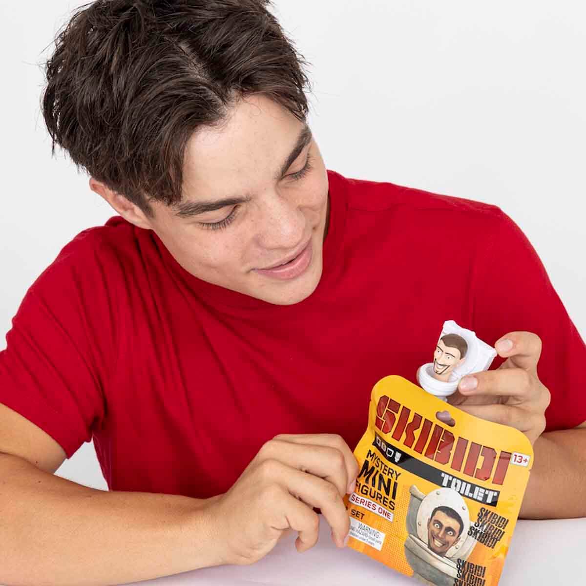 undefined - 5a0c3_Skibidi_Toilet_Mini_Figur_Surpriz_Paket_S1_KBD0100.jpg