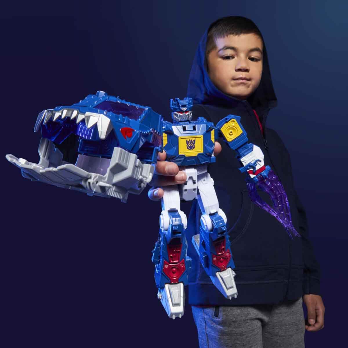 undefined - 5c807_Transformers_Cyberworld_Soundwave_Figuru.jpg