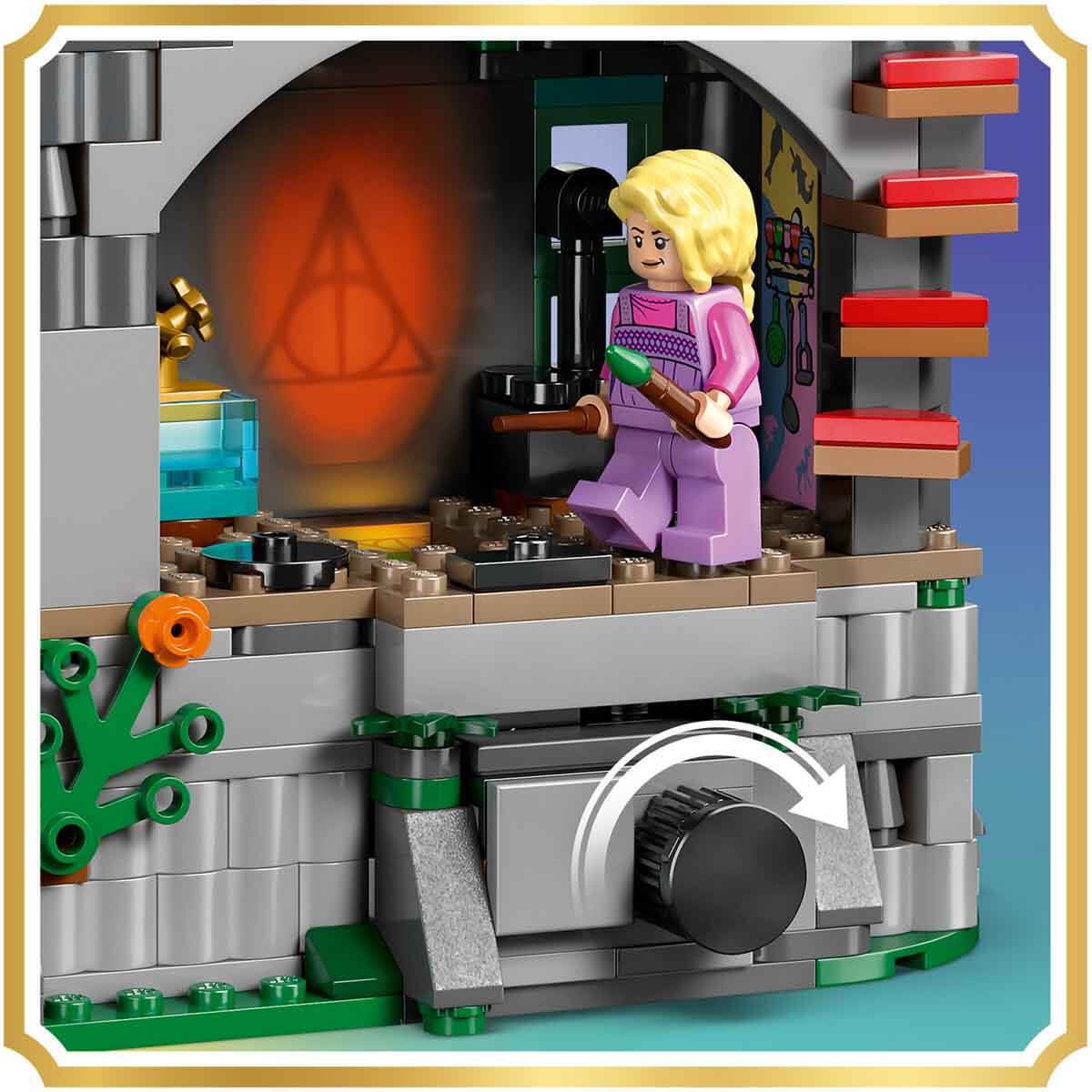 undefined - 5cde5_LEGO_Harry_Potter_Luna_Lovegoodun_Evi_76467_.jpg