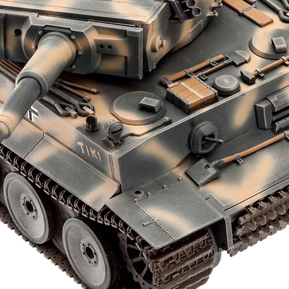 undefined - 5d8fa_Revell_1_35_75_Yil_Tiger_VG05790.jpg