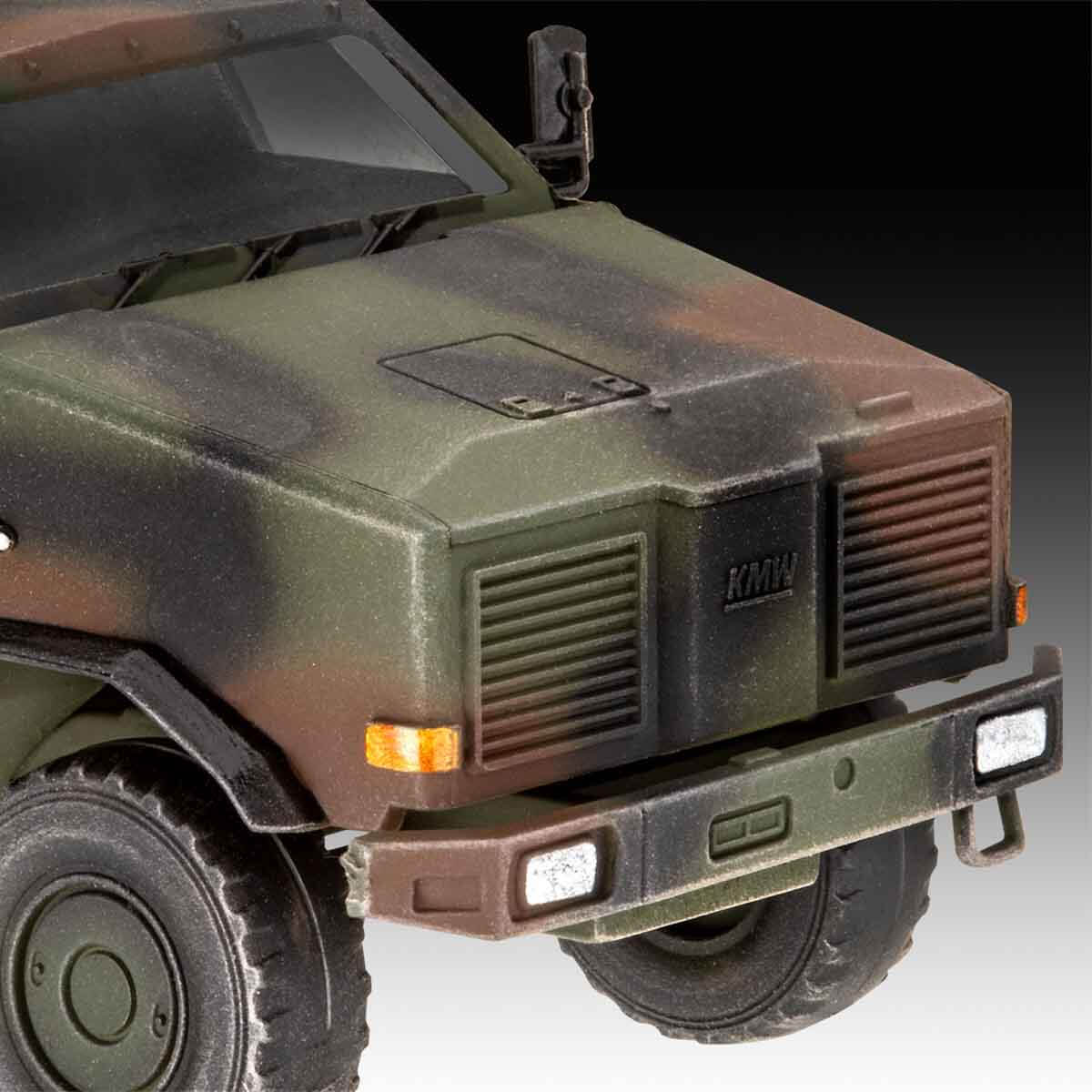 undefined - 5e2b6_Revell_172_ATF_Dingo_1_VSO03345.jpg