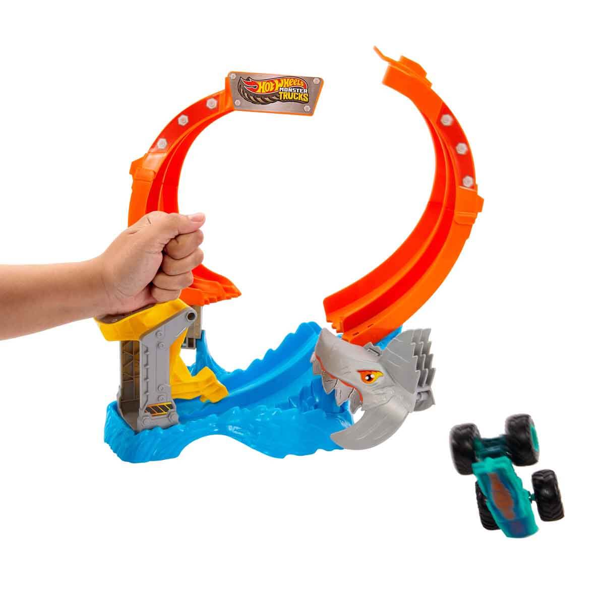 undefined - 61d8d_Hot_Wheels_Monster_Trucks_Kopekbaligi_Oyun_Seti_JF.jpg