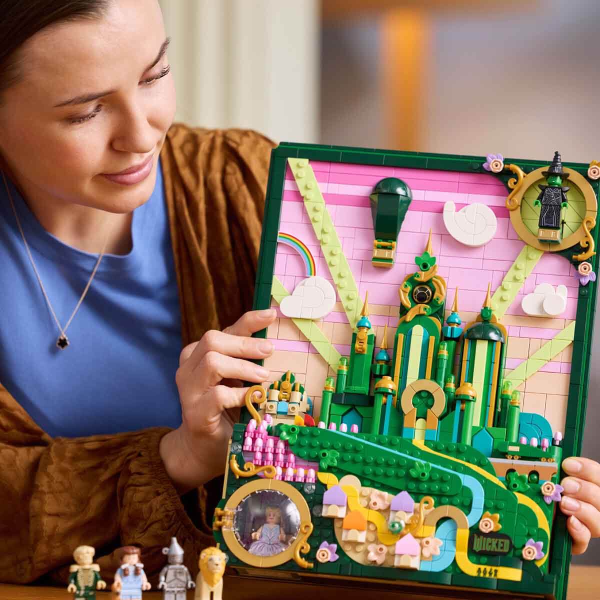 undefined - 648f0_LEGO_Wicked_Emerald_City_Duvar_Tablosu_75685_.jpg
