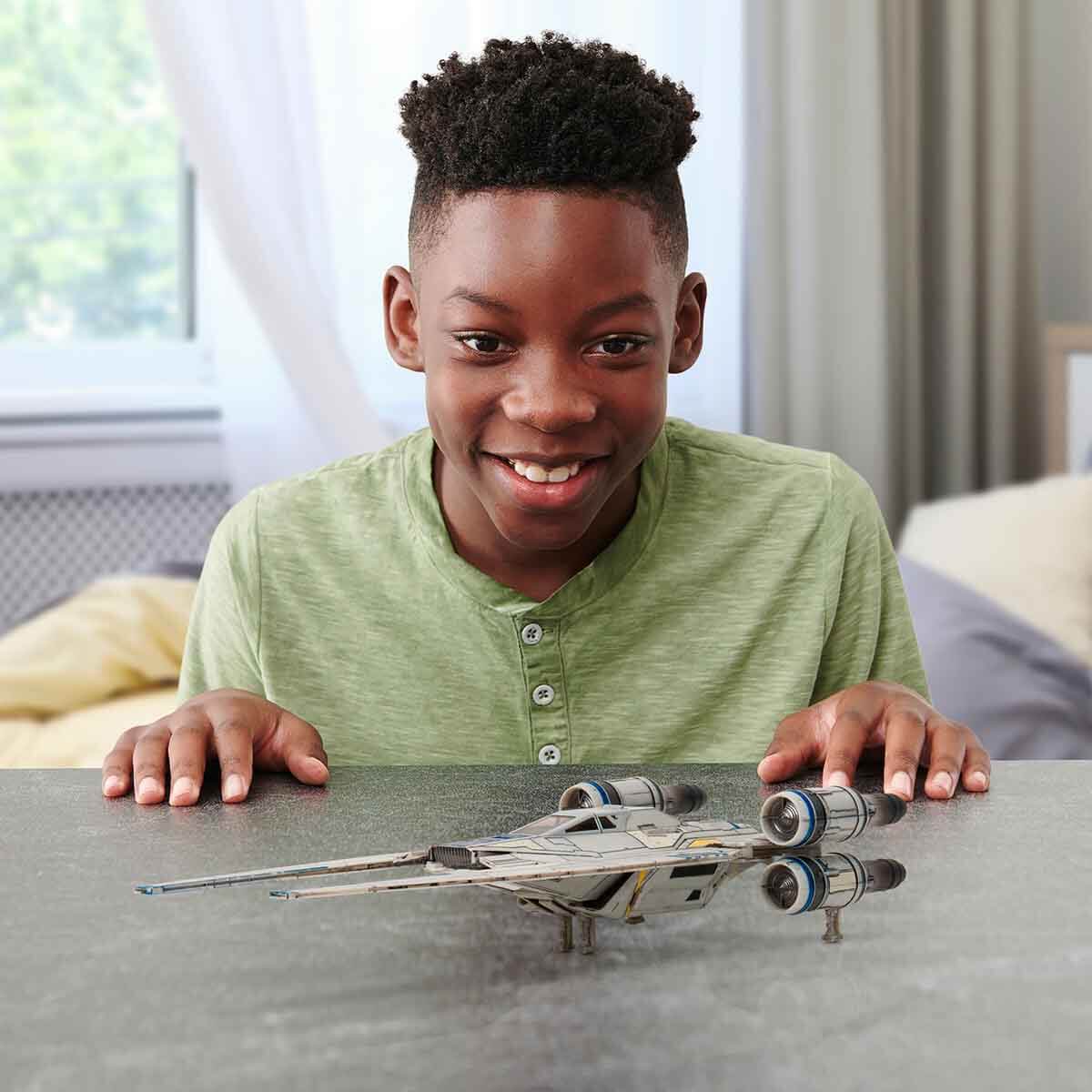 undefined - 64e84_Star_Wars_Micro_Galaxy_Squadron_U-Wing_Arac_ve_Fig.jpg