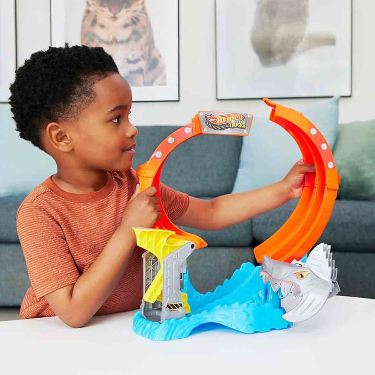 undefined - 681bc_Hot_Wheels_Monster_Trucks_Kopekbaligi_Oyun_Seti_JF.jpg