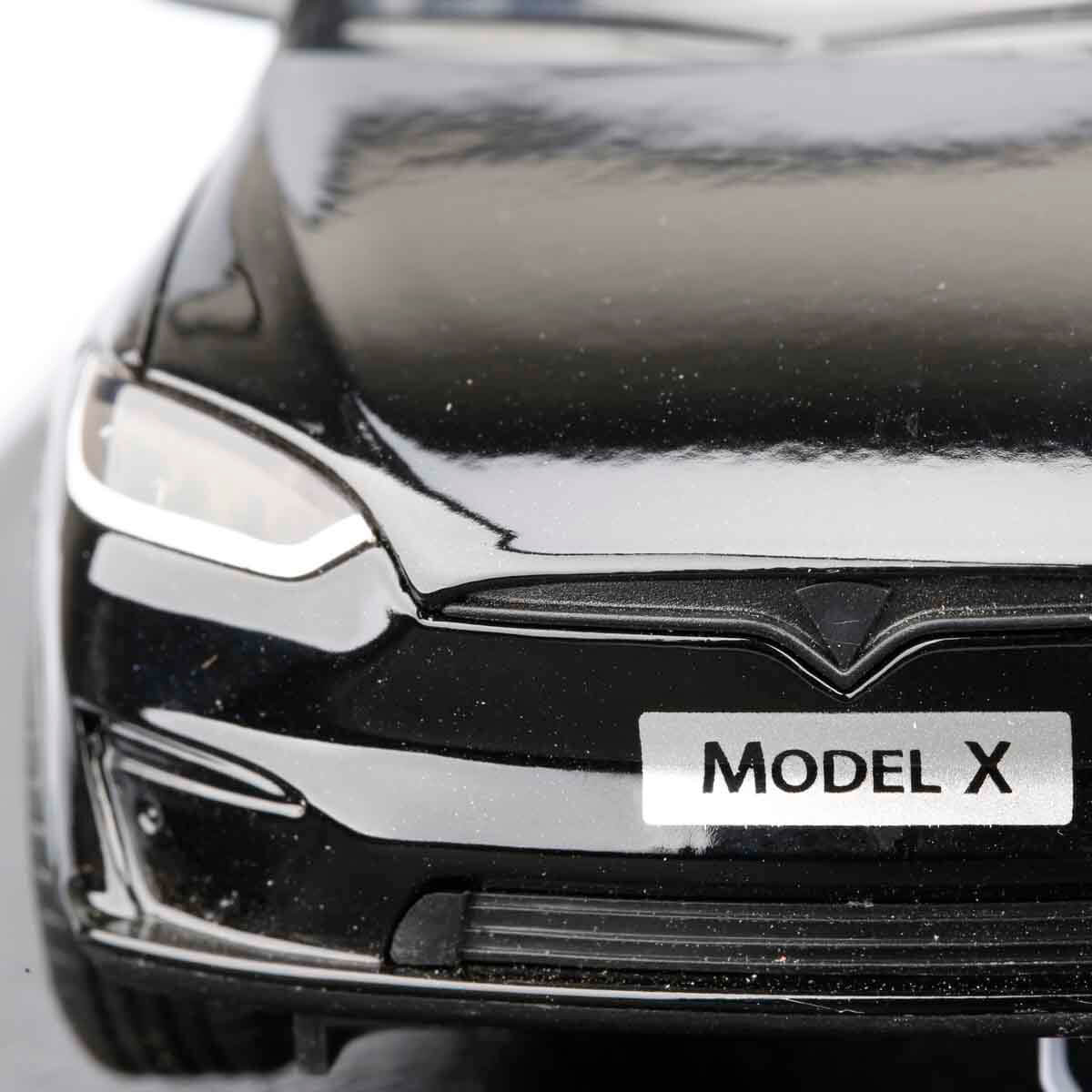 undefined - 68ba3_1_24_Sesli_ve_Isikli_Die_Cast_XLG_Model_X_Araba_.jpg