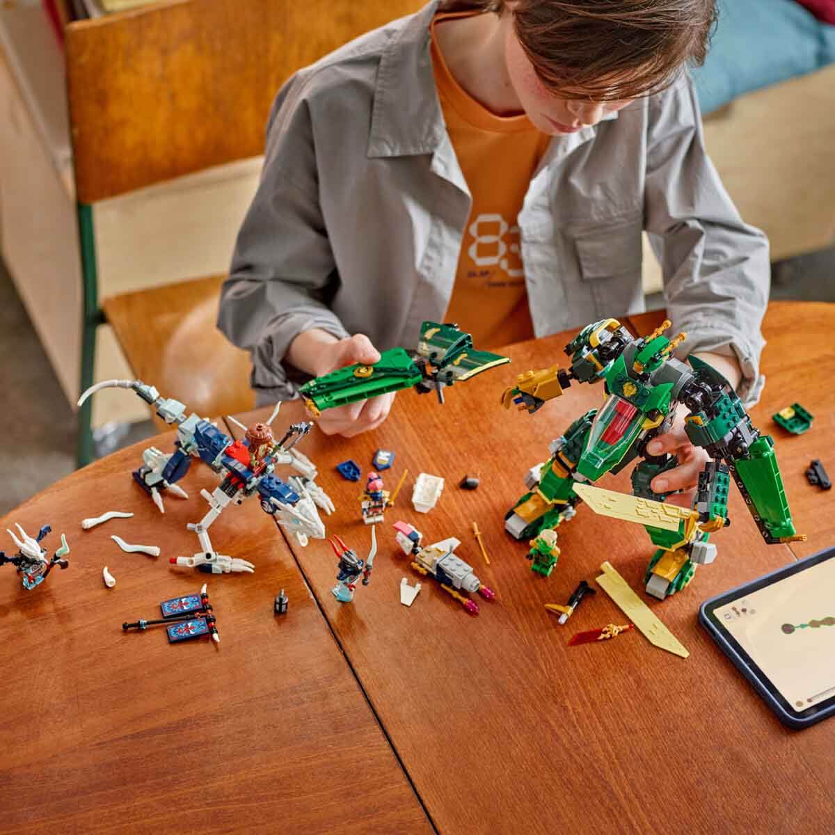 undefined - 69d51_LEGO_NINJAGO_Lloydun_Jet_Robotu_71845.jpg
