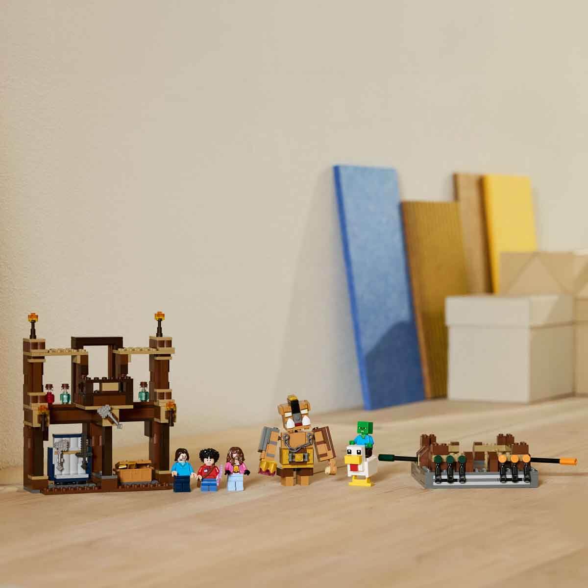 undefined - 6a22c_LEGO_Minecraft_Orman_Malikanesi_Dovus_Ringi_21272_.jpg