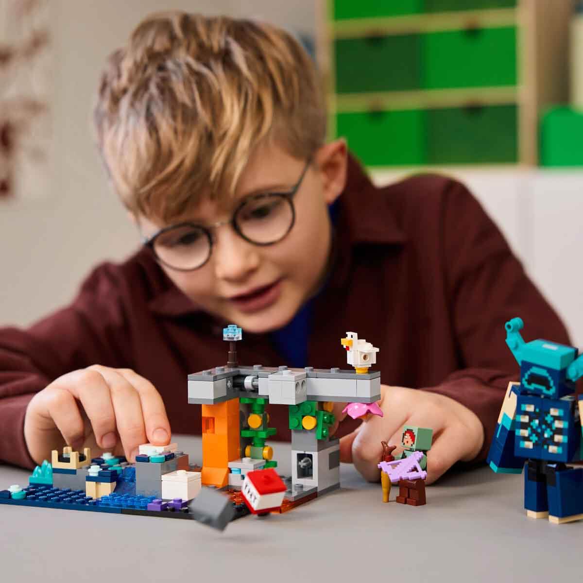 undefined - 6cb72_LEGO_Minecraft_Bekci_Karsilasmasi_21274_.jpg