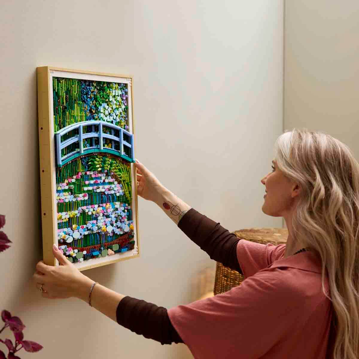 undefined - 6cced_LEGO_Art_Claude_Monet__Nilufer_Golu_Uzerinde_Kopru.jpg