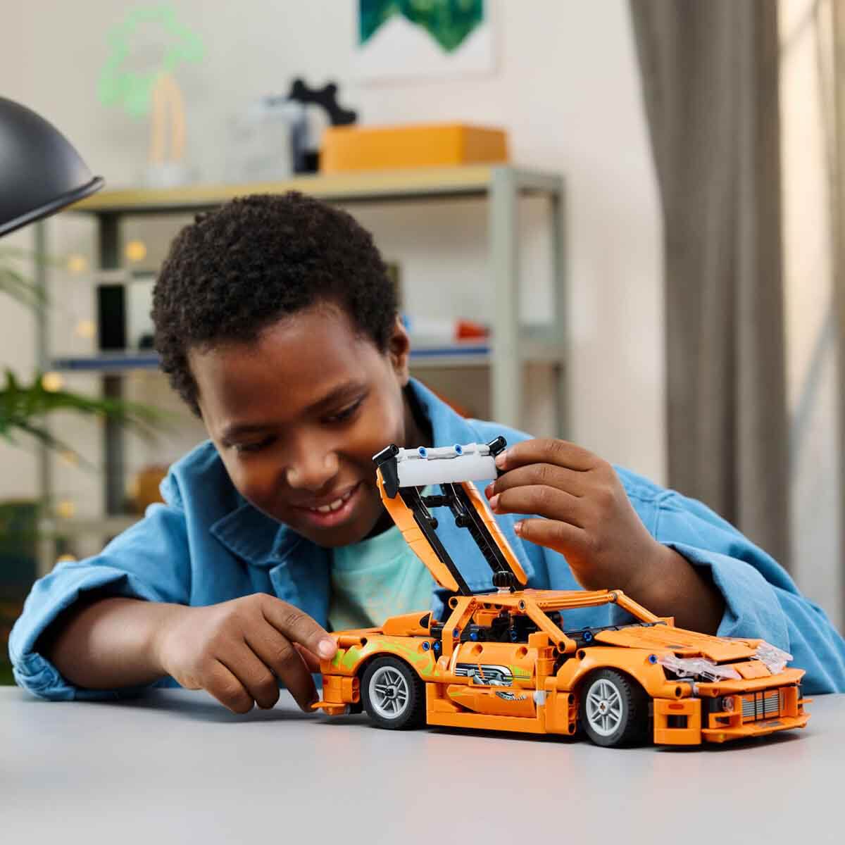 undefined - 6cedb_LEGO_Technic_Fast_and_Furious_Toyota_Supra_MK4_422.jpg