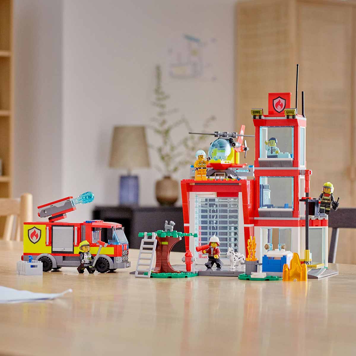 undefined - 6e6c4_LEGO_City_Itfaiye_Merkezi_60320.jpg