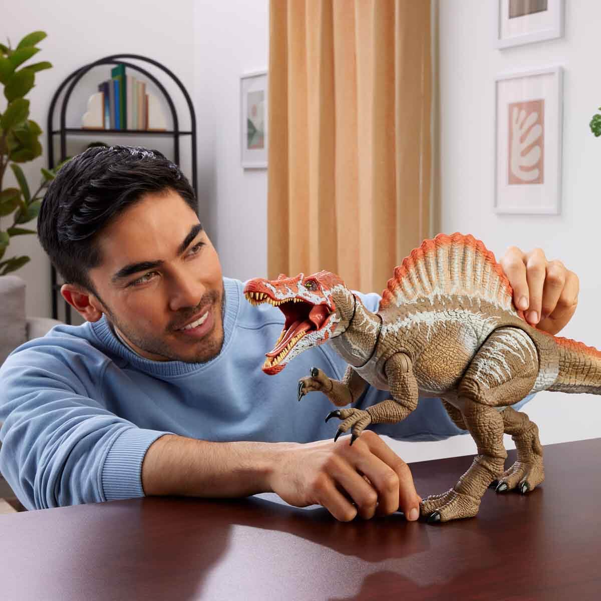 undefined - 6e833_Jurassic_World_Hammond_Koleksiyonu_Spinosaurus_Fig.jpg