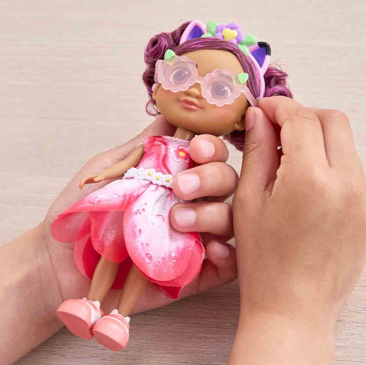 undefined - 7181f_Gabby___s_Dollhouse_Kostum_Bebegi.jpg