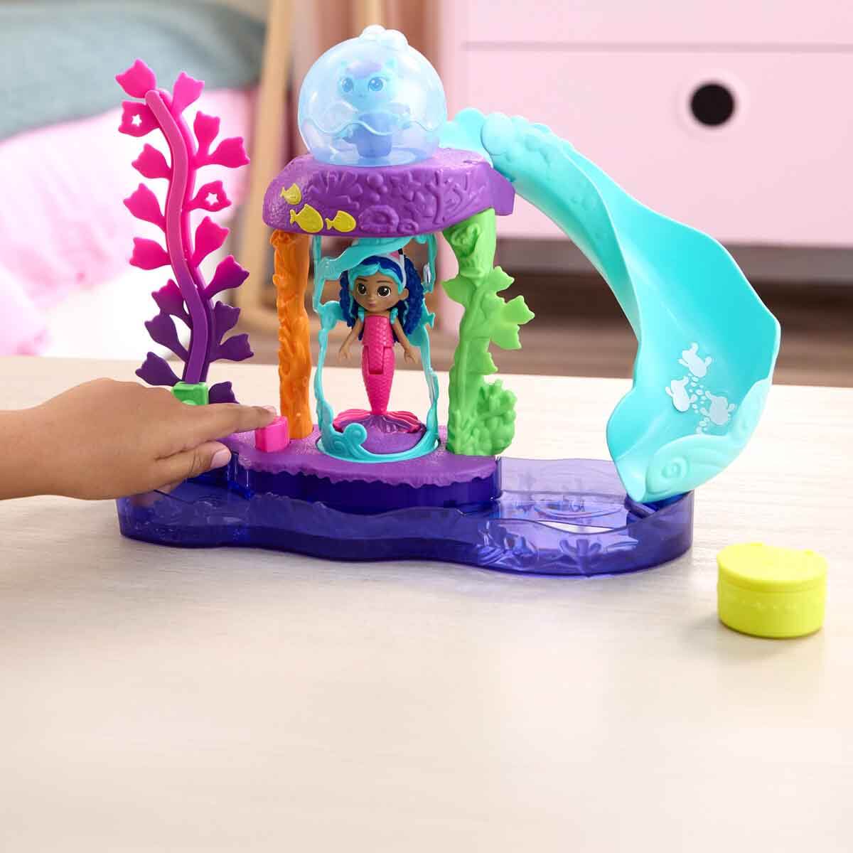 undefined - 72fac_Gabby___s_Dollhouse_MerCat___in_Renkli_Kedi_Akvary.jpg