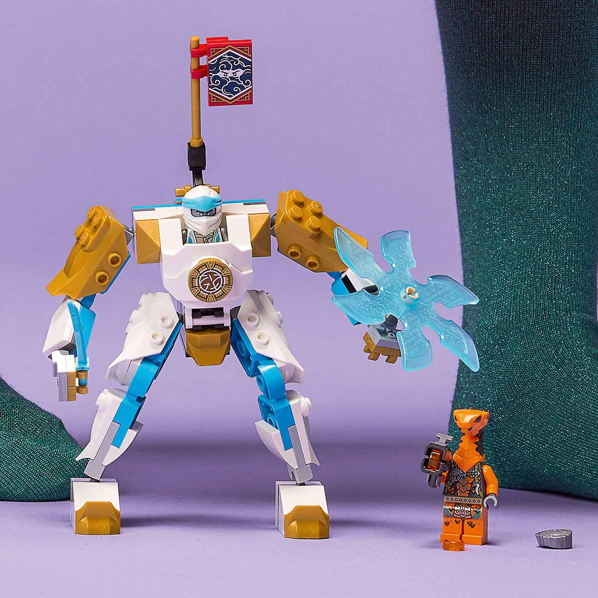 undefined - 740b5_LEGO_NINJAGO_Zane_in_Guclendirici_Robotu_EVO_71761.jpg
