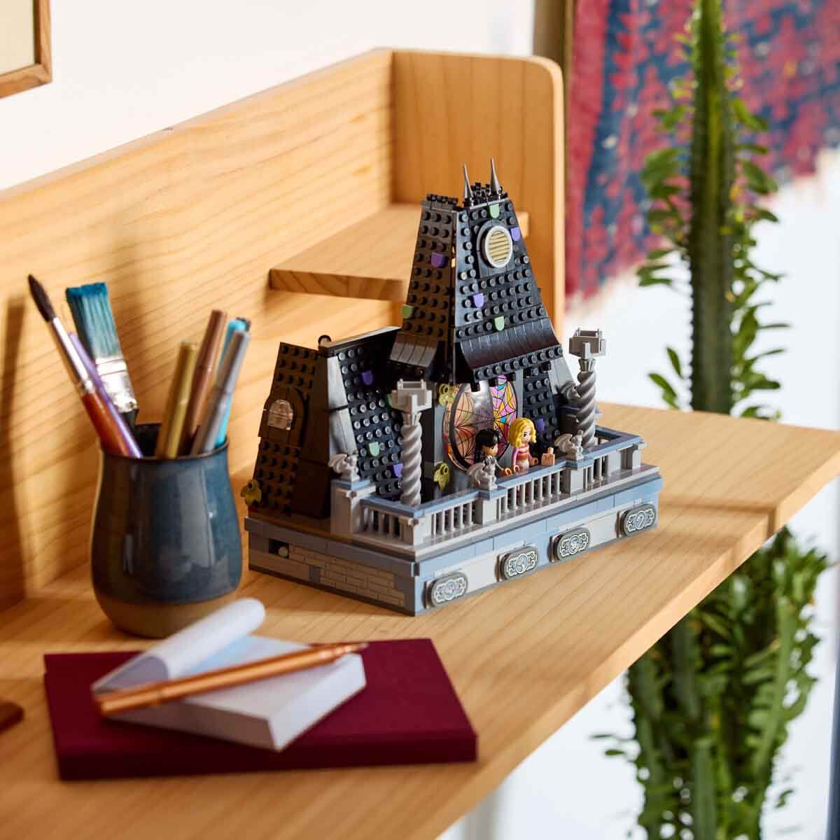 undefined - 74126_LEGO_Wednesday_Wednesday_ve_Enidin_Yurt_Odasi_7678.jpg