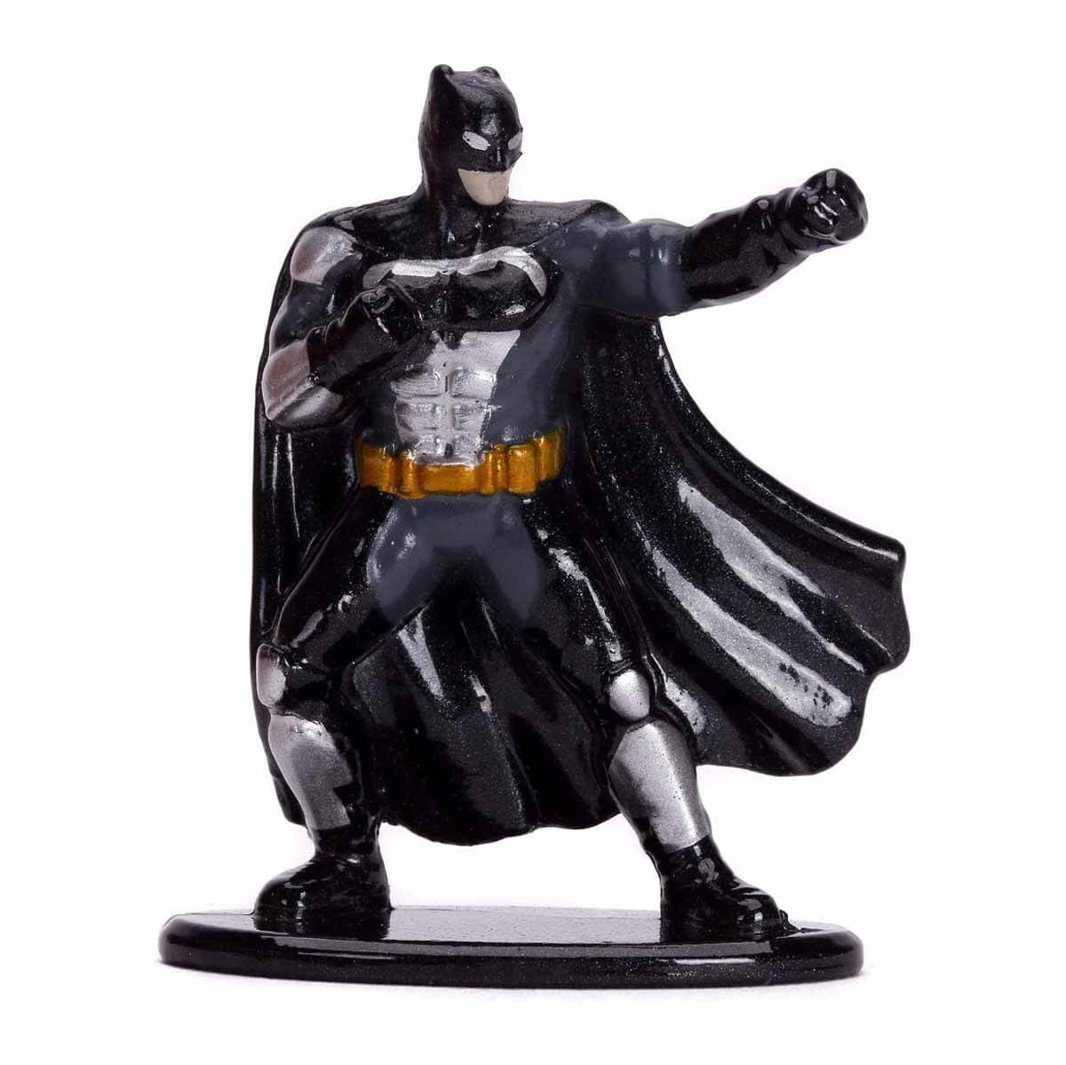 undefined - 74513_1:32_Batman_Figurlu_Batmobile_Model_Arabalar.jpg