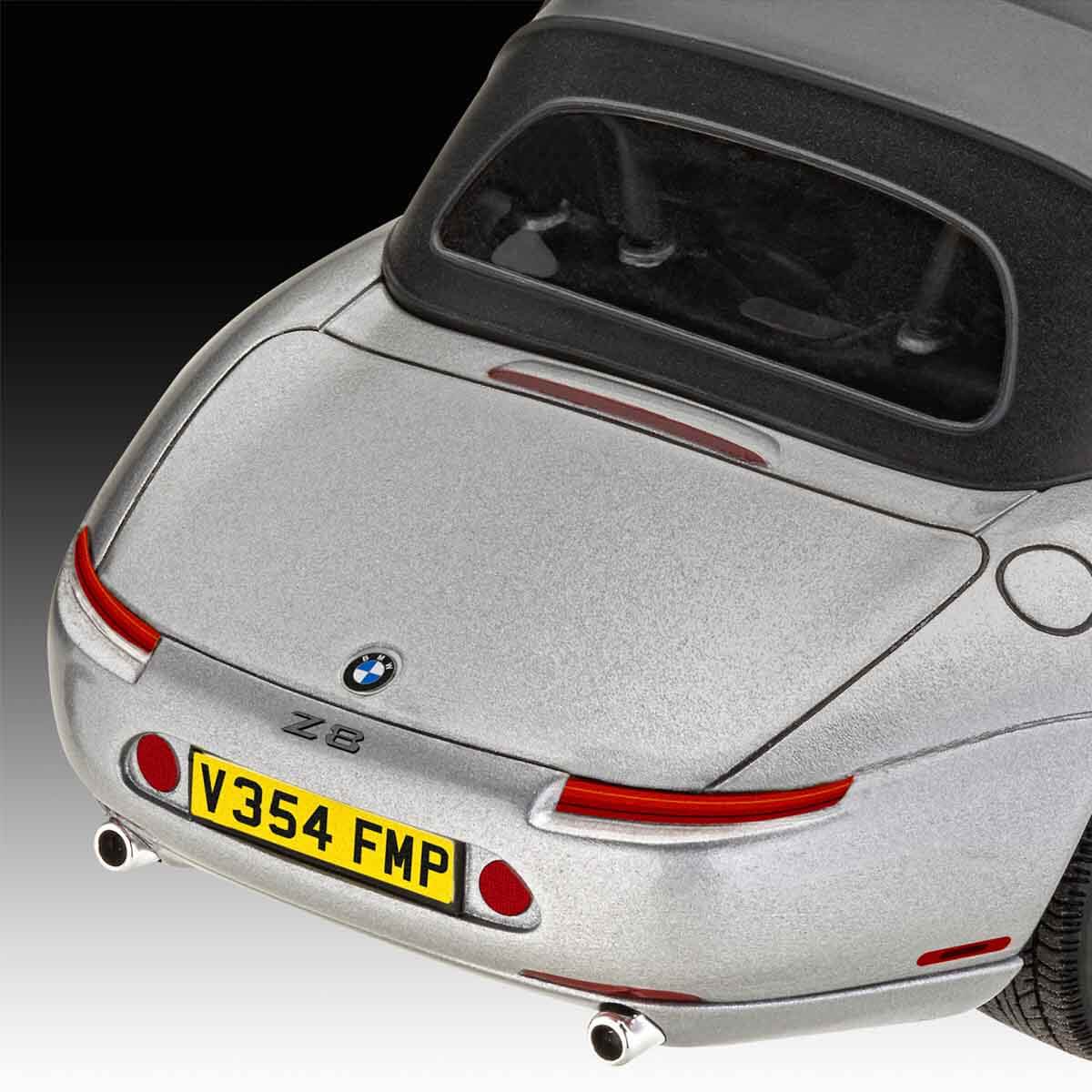 Revell 1:24 BMW Z8 007 The World Is Not Enough VG05662 | Toyzz Shop