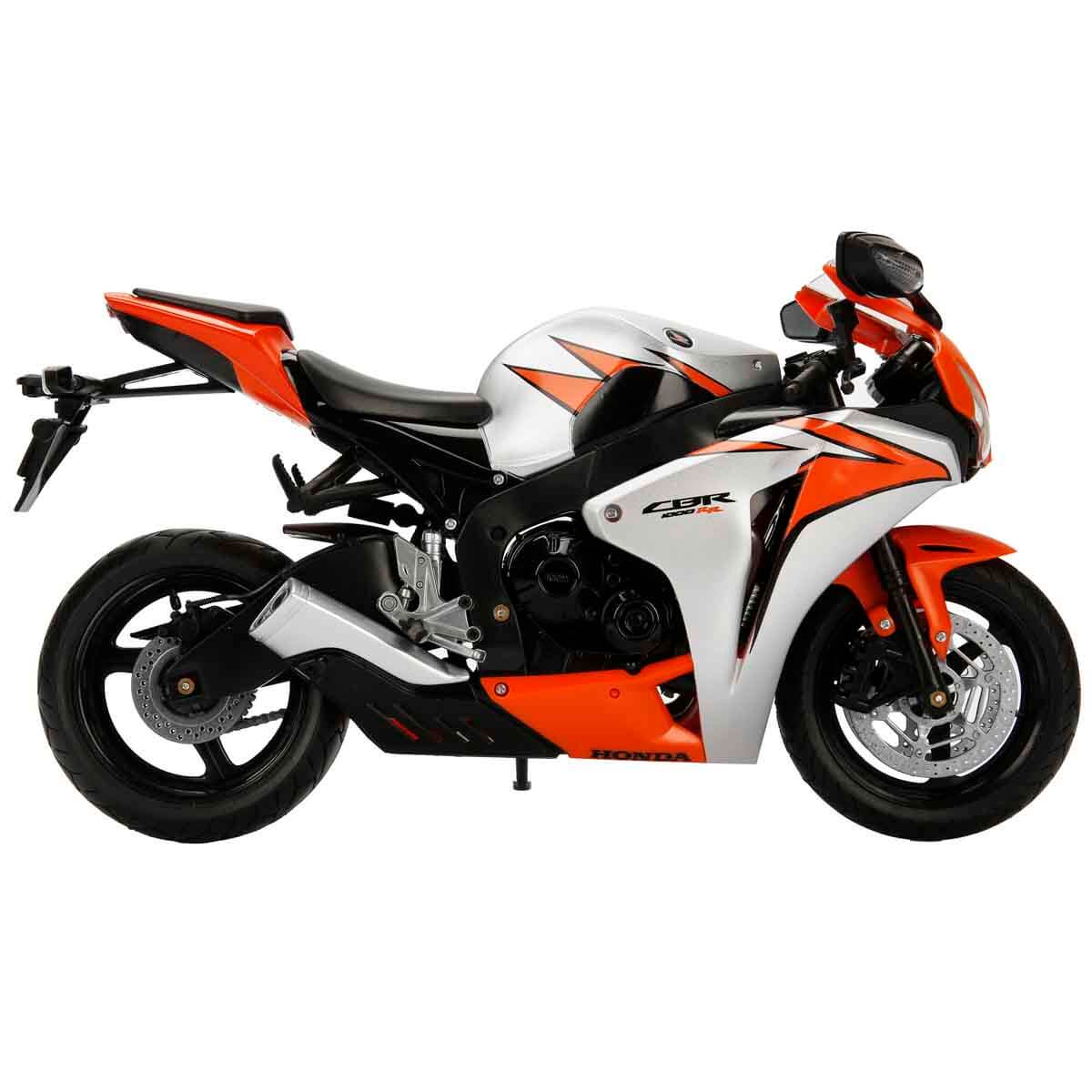 undefined - 74ef0_1:6_Honda_CBR1000_RR.jpg