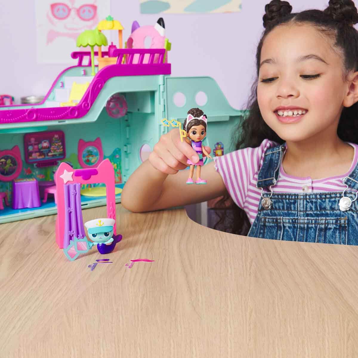 undefined - 75006_Gabbys_Dollhouse_Isikli_Gabbynin_Arkadaslik_Gemisi.jpg