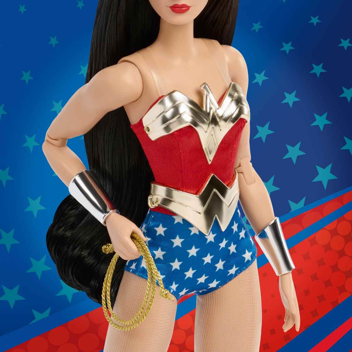 undefined - 76761_Barbie_Signature_Wonder_Woman_Bebegi_JBJ36.jpg