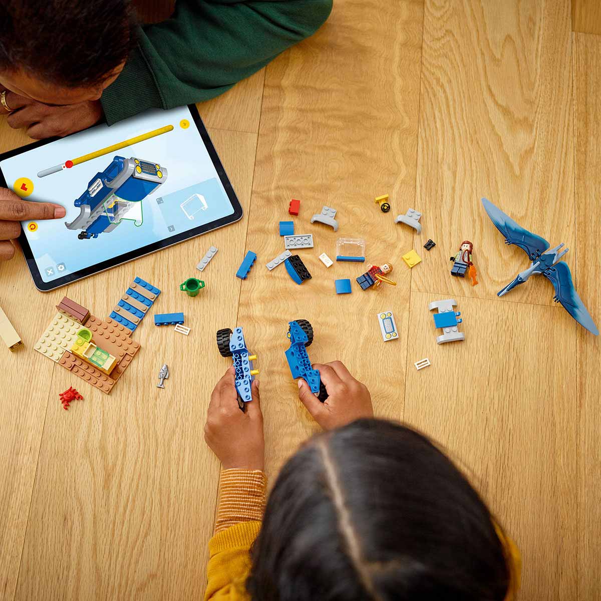 undefined - 77374_LEGO_Jurassic_World_Pteranodon_Takibi_76943.jpg