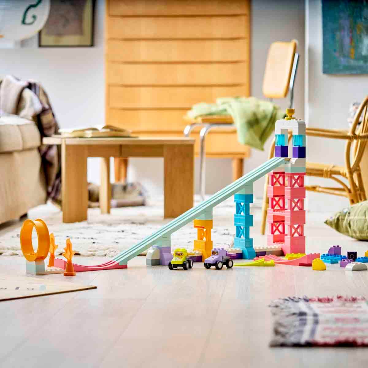 undefined - 78859_LEGO_DUPLO_Kasabasi_3___u_1_Arada_Araclarla_Yarati.jpg
