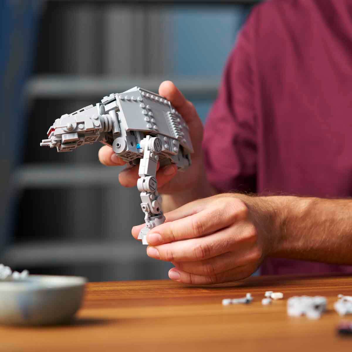 undefined - 793cf_LEGO_Star_Wars_Imparatorun_Donusu_AT_AT_75440_.jpg