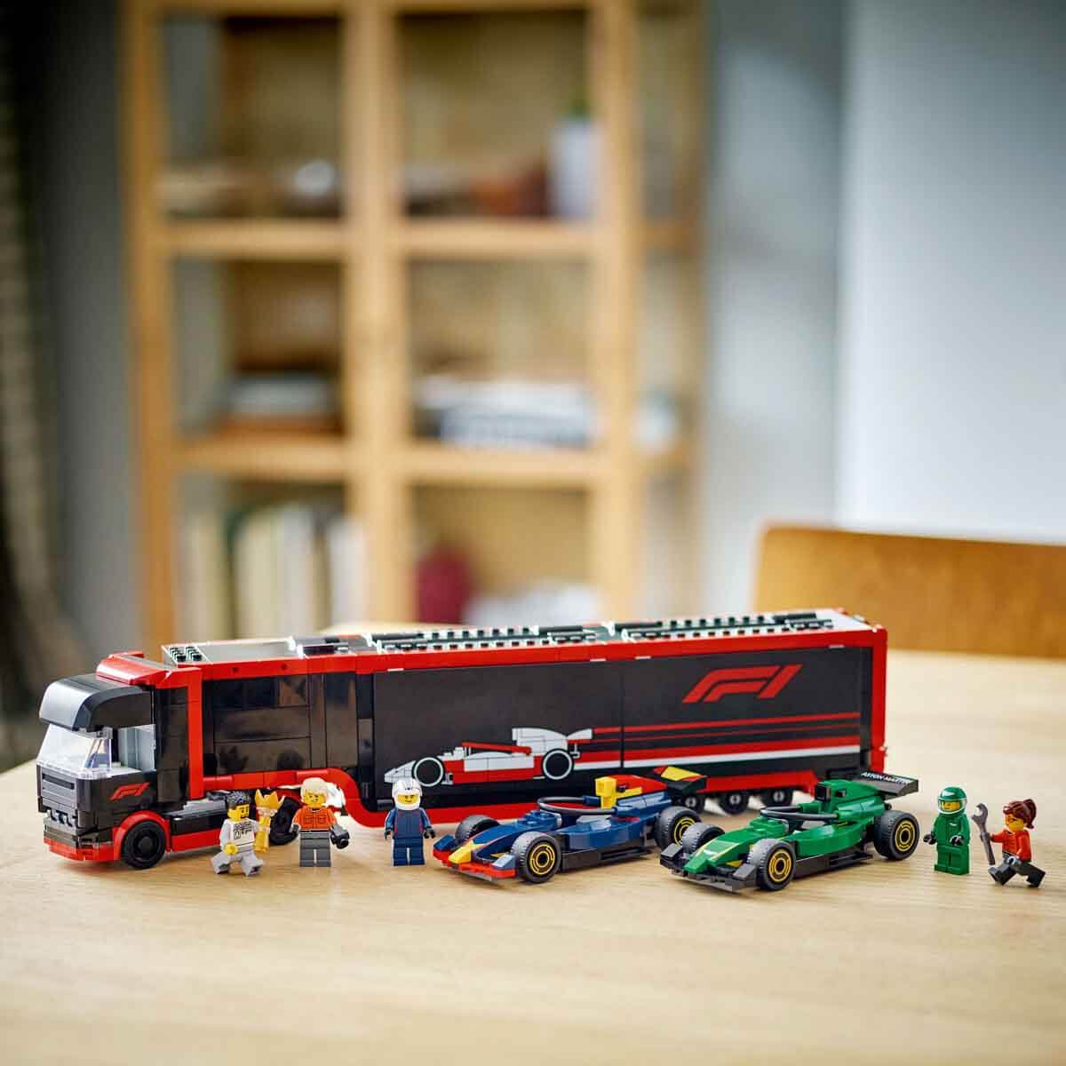 LEGO City RB20 ve AMR24 F1 Arabalı F1 Kamyonu 60445 - 8 Yaş ve