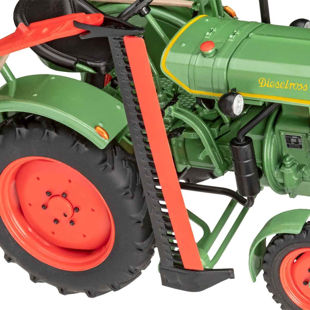 undefined - 7bc5f_Revell_1_24_Fendt_F20_Dieselross_VBA67822.jpg