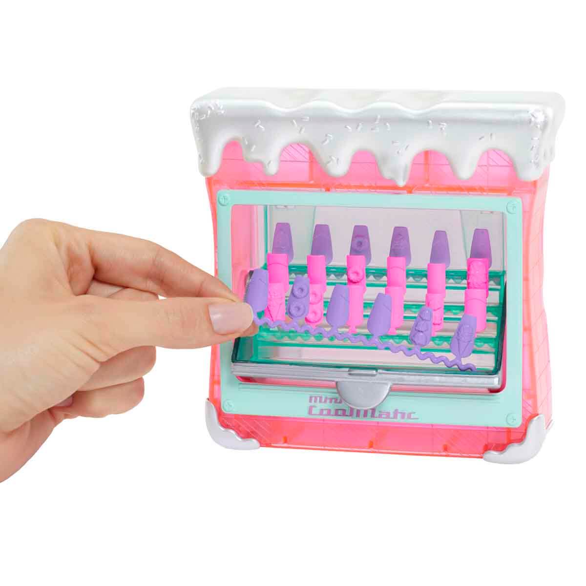 undefined - 7c555_LOL_Surprise_OMG_Sweet_Nails_Candylicious_Sprinkle.jpg