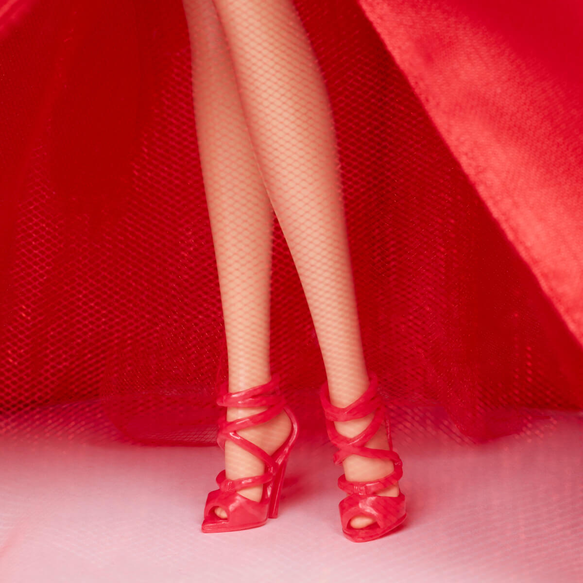 undefined - 7d400_Barbie_2026_Mutlu_Yillar_Bebegi_Sarisin_JJX65.jpg