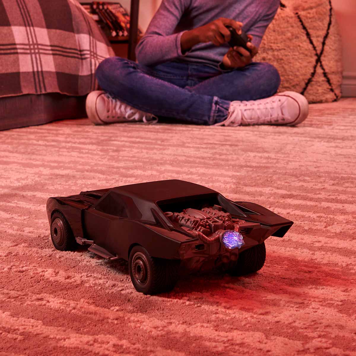 undefined - 7e48a_Batman_Turbo_Boost_Movie_Uzaktan_Kumandali_Batmobi.jpg