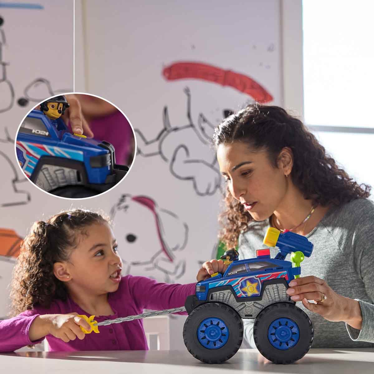 undefined - 82235_PAW_Patrol_Sesli_ve_Isikli_Rescue_Wheels_Figur_ve_.jpg