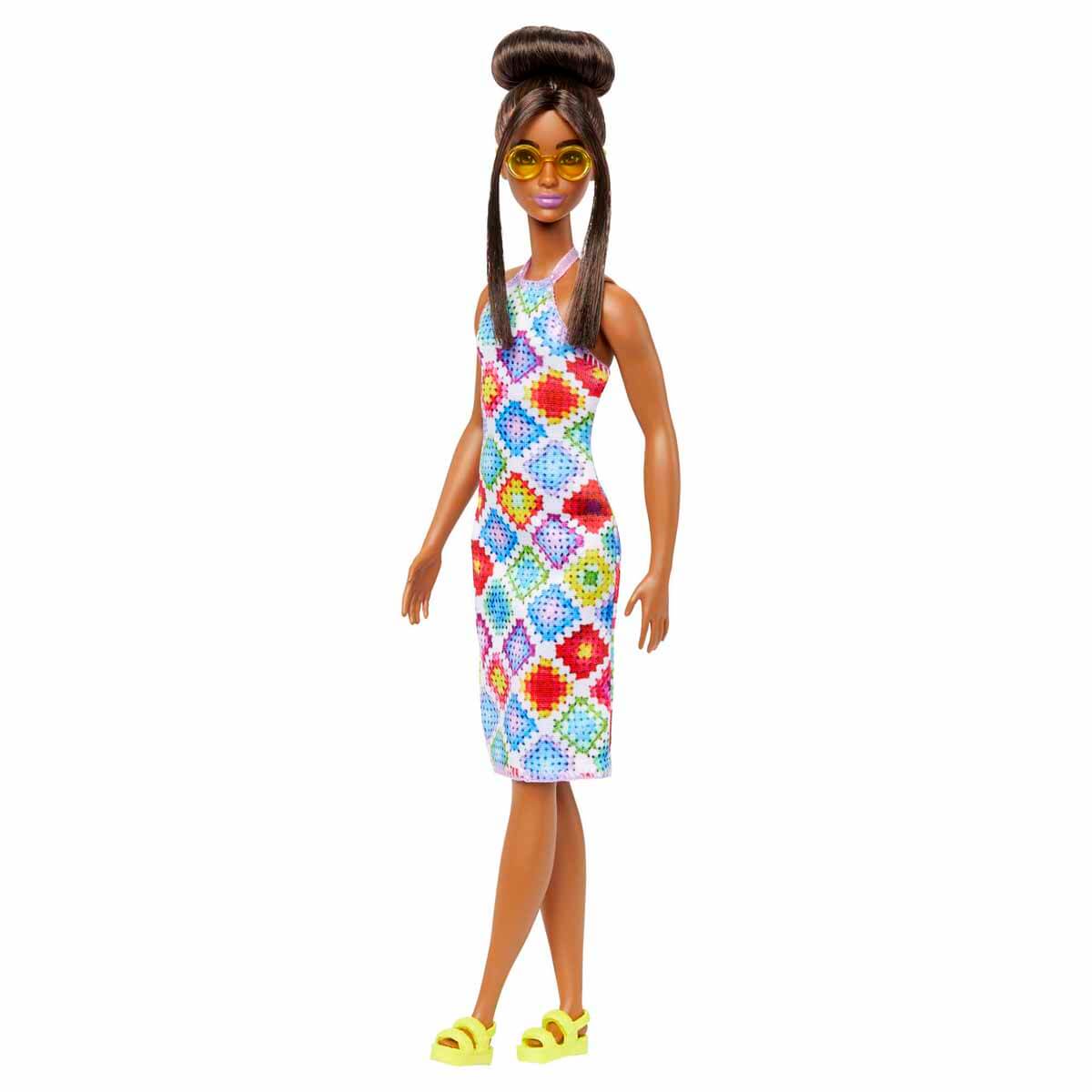 undefined - 823c0_Topuz_Sacli_ve_Orgu_Elbiseli_Barbie_Fashionistas_B.jpg