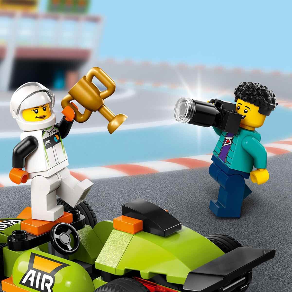 undefined - 828e5_LEGO___City_Yesil_Yaris_Arabasi_60399_.jpg