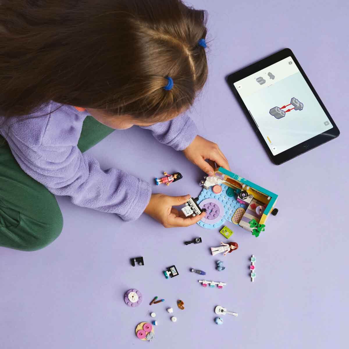 undefined - 82fd7_LEGO_Friends_Paisleynin_Odasi_42647_.jpg
