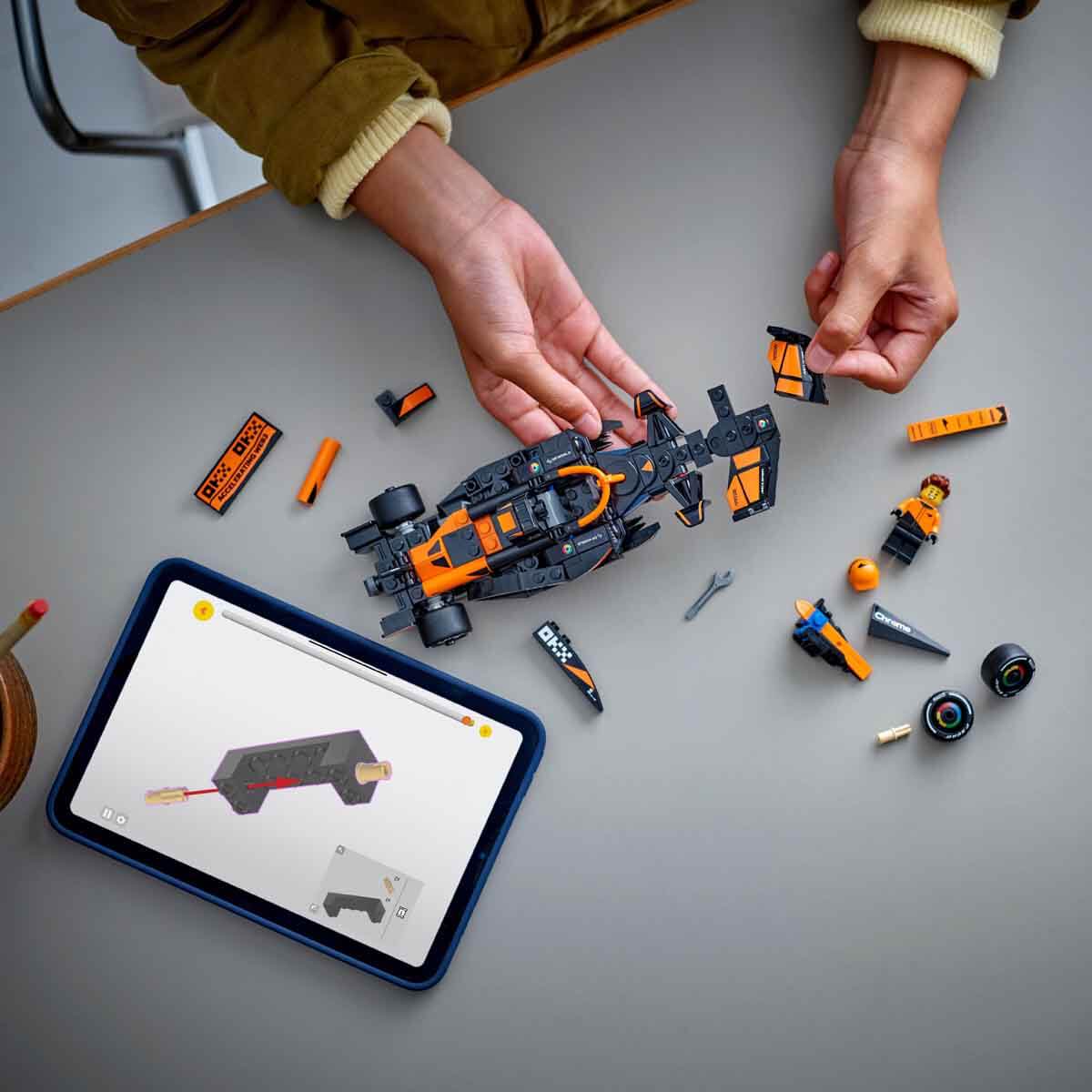 undefined - 83999_LEGO_Speed_Champions_McLaren_F1_Team_MCL38_Yaris_A.jpg