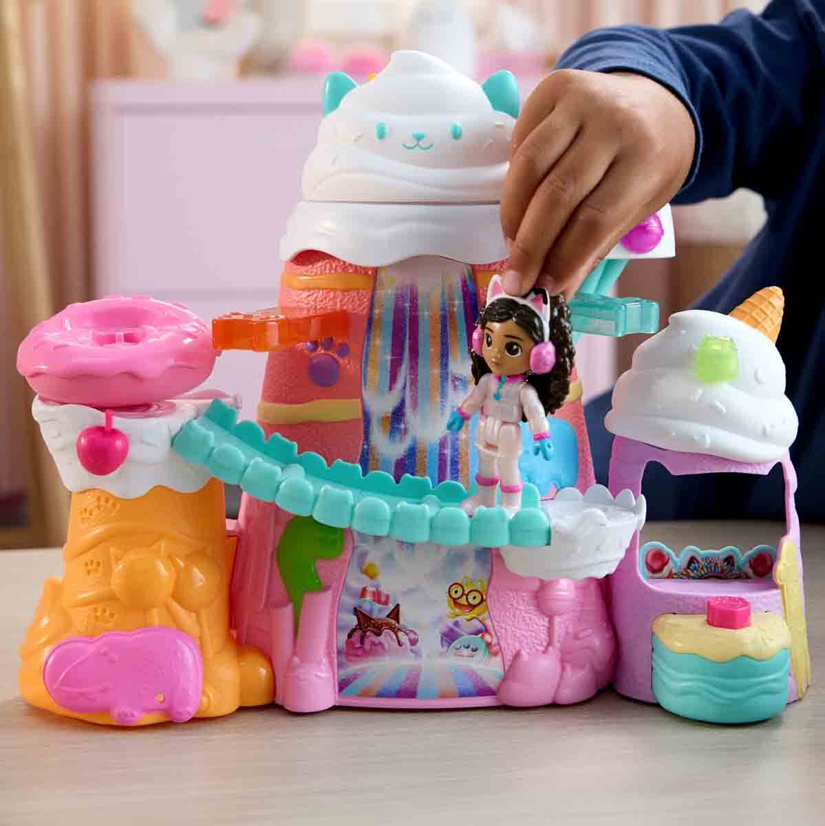 undefined - 83b15_Gabby___s_Dollhouse_Gabby___nin_Tatli_Dagi_Oyun_Se.jpg