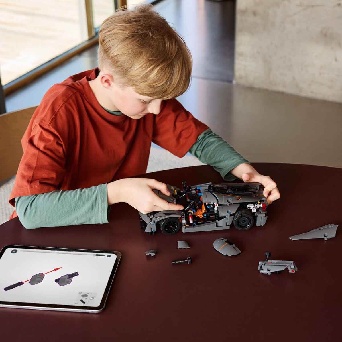 undefined - 83d2b_LEGO_Technic_Koenigsegg_Jesko_Absolut_Gri_Hiper_Ar.jpg